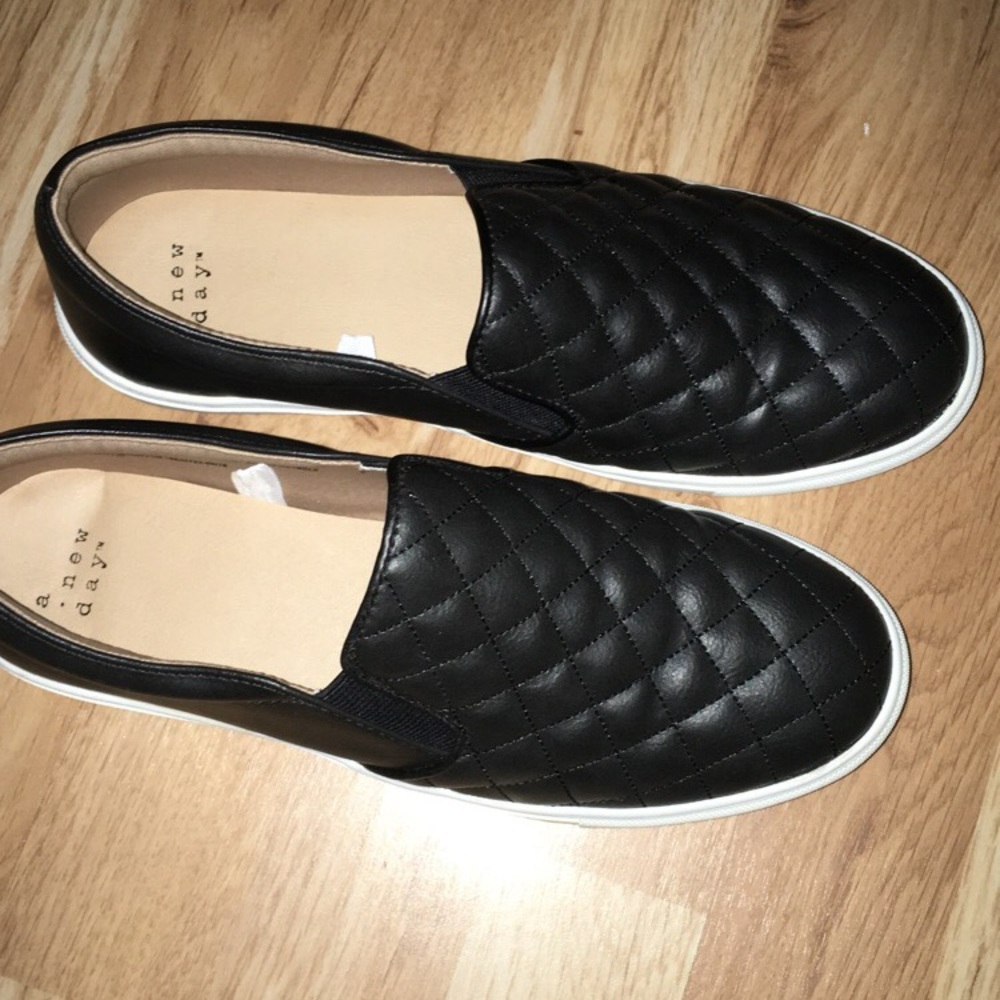 Target Shoes - Picture 3 of 4